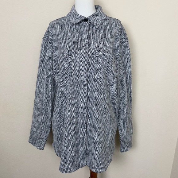 Athleta Textured Shirt Jacket in Braiden Black White #882490 Medium Shacket - Picture 3 of 14